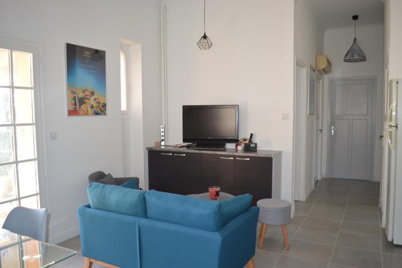 Villa A Golfe Juan 발로리스 외부 사진